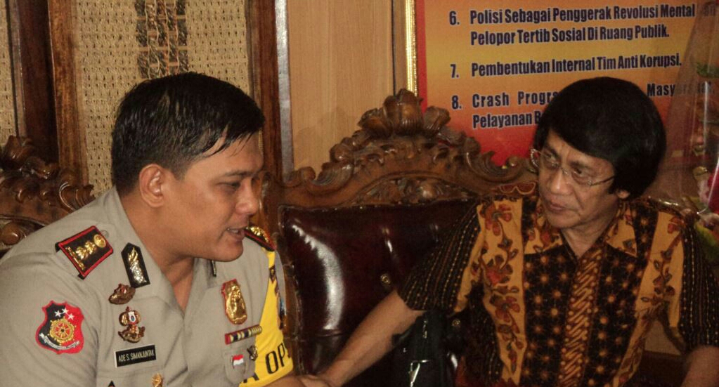 Ketua Lembaga Perlindungan Anak Indonesia Seto Mulyadi, saat berkunjung ke Karanganyar meninjau lokasi kejahatan pedofil. Selasa (21/3).