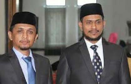 Muhammad Nadir Umar (kanan) anggota DPRD Kab. Pasuruan dari PKS, ditangkap Densus 88 hari Sabtu (8/4) kemarin.