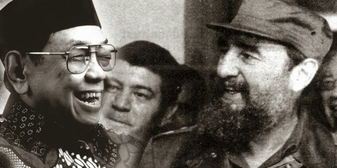 MOHON IJIN: Terima kasih untuk yang telah mendesain foto Gus Dur dan Fidel Castro ini (redaksi)