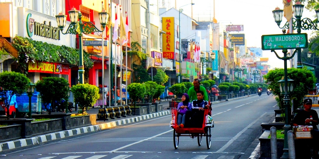 JUJUGAN: Jalan Mailoboro Yogyakarta yang selalu menjadi jujugan wisatawan.
