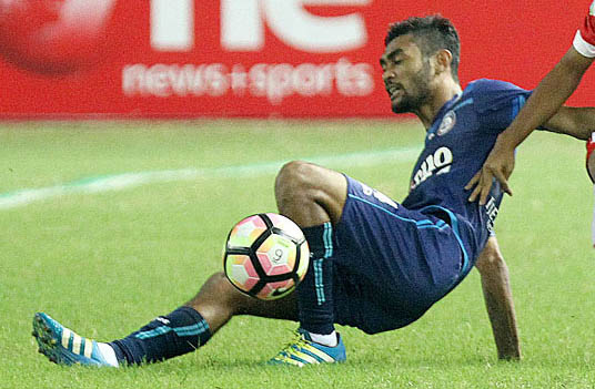 Arema Malang menderita kekalahan pertama di kandang setelah menyerah dari Persipura 0-2 dalam lanjutan Liga 1 di Stadion Kanjuruhan, Malang. .  