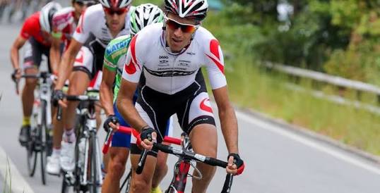 JUARA: Pembalap asal Perancis Thomas Lebas juarai Tour de Flores 2017. 