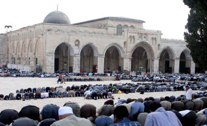 Masjidil Aqsha, di Yerussalem, Palestina sebelum penyerangan tentara Israel.(foto: dokumentasi)