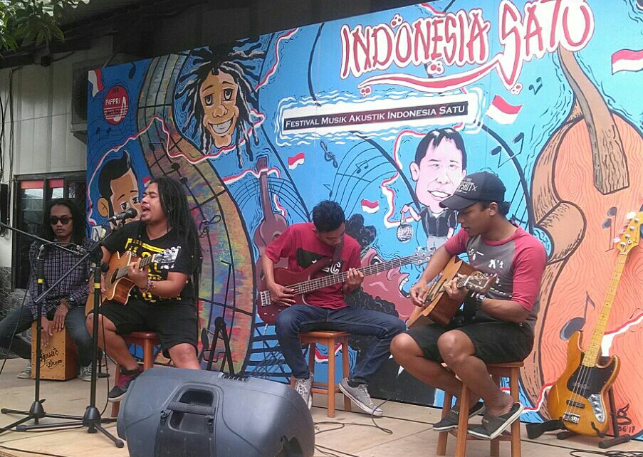  Grup musik Banana Rasa dari Sidoarjo tampil di Audisi Festival Musik Akustik Indonesia Satu. Foto:ngopibareng.id/tom