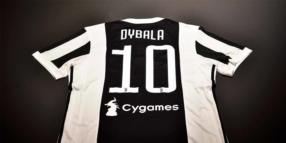 Manajemen Juventus resmi menggumkan jersey nomor 10 akan dipakai Paulo Dybala musim depan. Foto: juve