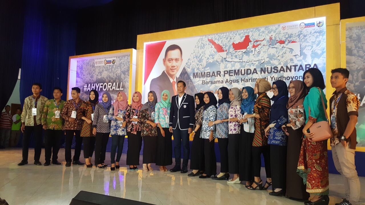 Agus Harimurti Yudhoyono (AHY) memberikan kuliah umum di depan 500 mahasiswa Universitas Diponegoro, Semarang. Senin (21/08).