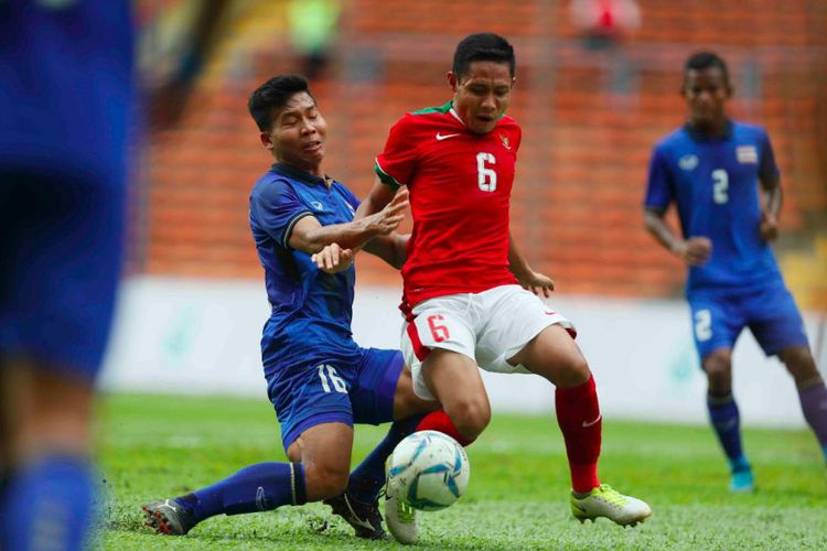 Evan Dimas akan kembali tampil di laga Indonesia melawan Kamboja, sore ini, setalah sempat absen akibat akumulasi kartu kuning. 
