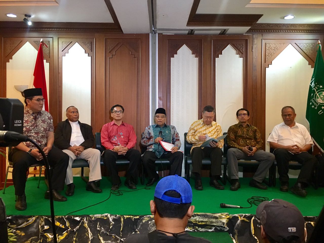 SIKAP: Para tokoh lintas agama memberi Pernyataan Sikap di PBNU Jakarta, Jumat (22/09/2017). (foto: ngopibareng.id)