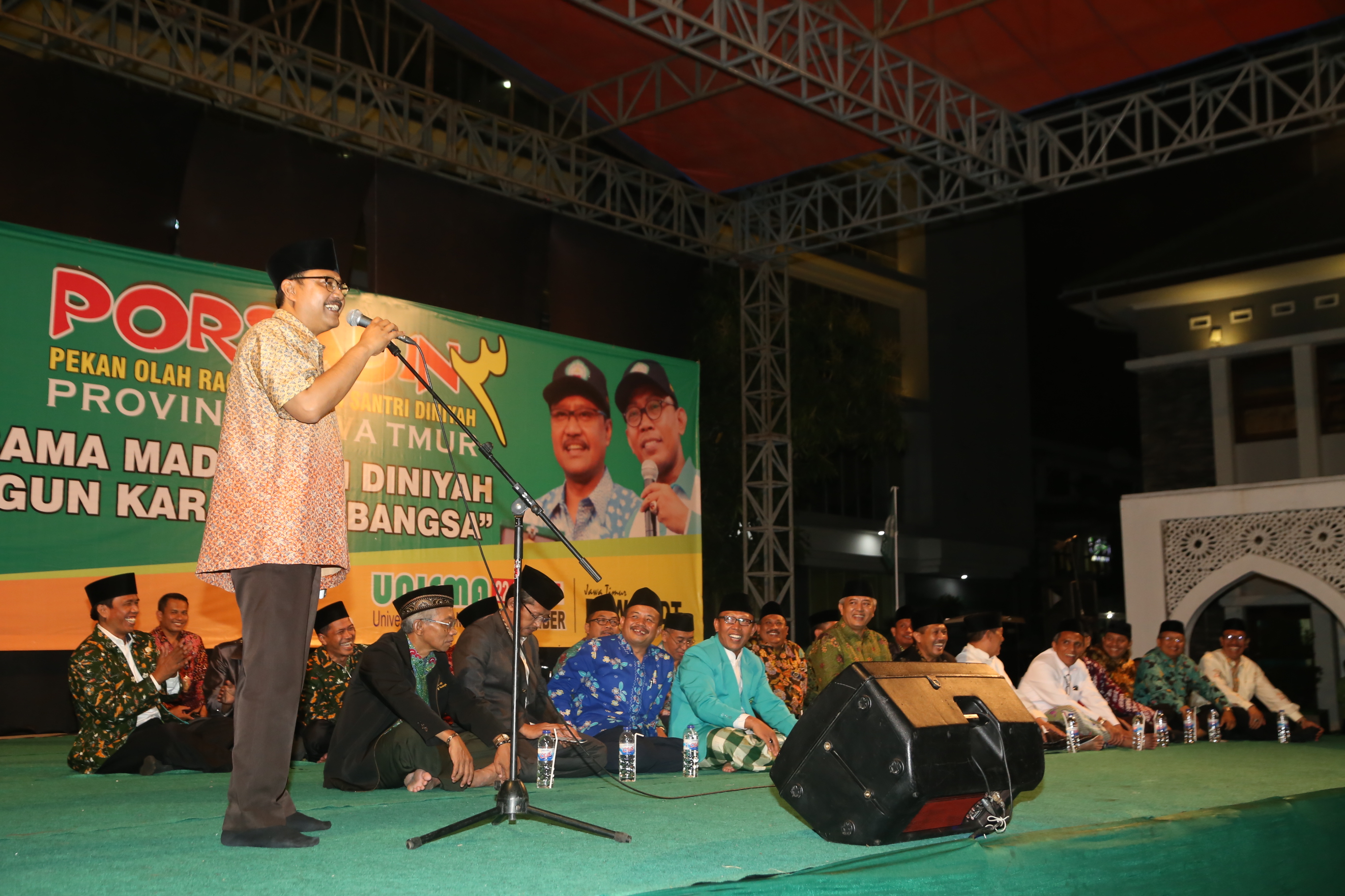 Wagub Jatim Saifullah Yusuf hadiri Pekan Olah Raga dan Seni Santri Diniyah di Unisma Malang Jumat 22 September 2017, malam. (Foto: Humas Pemprov)