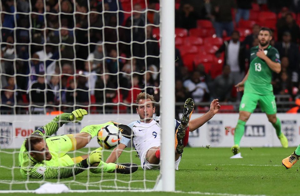  Gol tunggal Harry Kane ke gawang Slovenia memastikan Inggris lolos ke putaran Piala Dunia 2018/Rusia.  