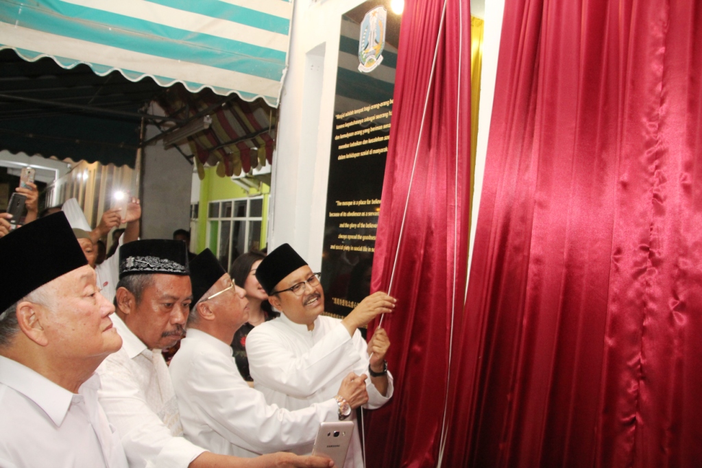 Wakil Gubernur Jatim Saifullah Yusuf Membuka Sekaligus Meresmikan Prasasti Di Acara Peringatan HUT Masjid Muhhamad ChengHo Surabaya