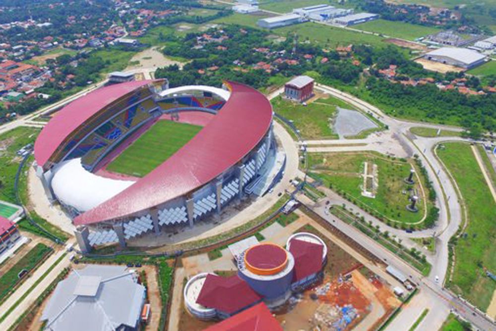 Kompleks Stadion Wibawa Mukti, Cikarang yang akan menjadi venues Persebaya dalam laga delapan besar Liga 2, pada 10-16 November 2017 mendatang. 