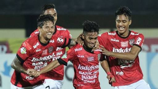 Pemain Bali United menargetkan meraih poin di kandang PSM sebagai jalan pembuka meraih gelar juara Liga 1. foto:goal.com