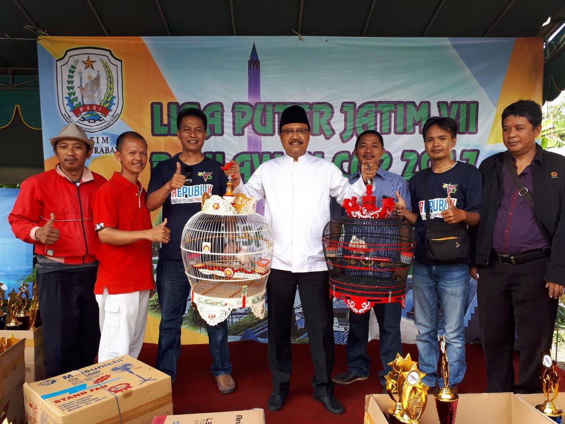 Wagub Jatim Saifullah Yusuf ketika menghadiri Liga Puter Jawa Timur ke VII yang digelar di Gantangan King Pasar Jambangan, Surabaya, Sabtu (25/11)