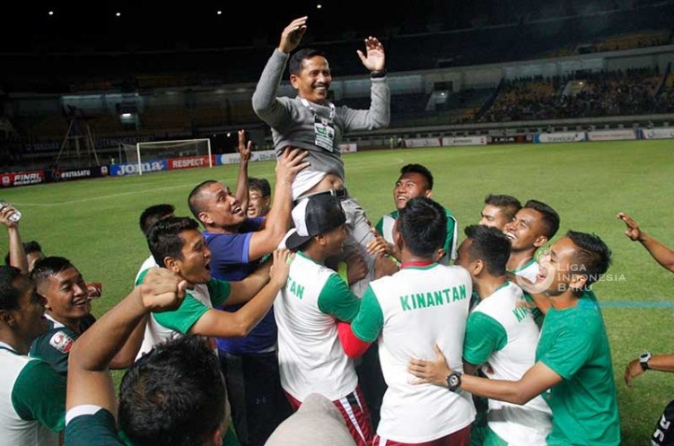 Pelatih PSMS Medan, Djajang Nurjaman usai mengalahkan PSIS Semarang di semifinal Liga 2. 