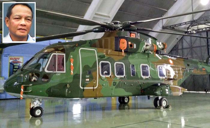 Helikopter Agusta Westland (AW) 101, dan inzet mantan KSAU Marsekal (Purn) Agus Supriatna. (foto: dokumentasi)