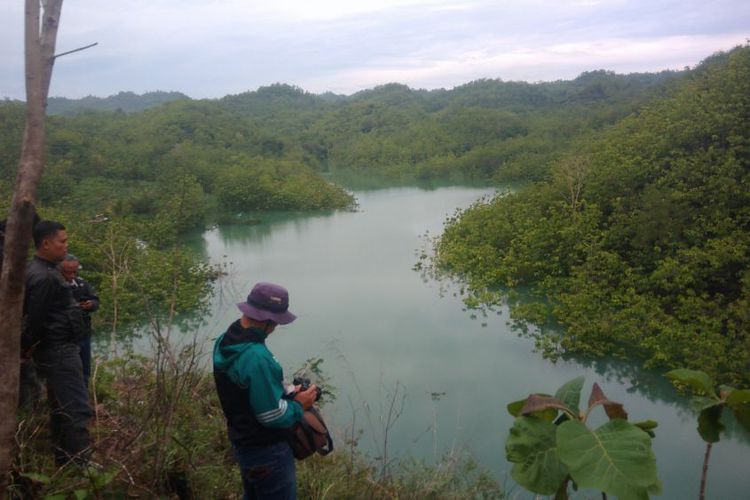 Banjir di Padukuhan Wediwutah, Desa Ngeposari, Kecamatan Semanu, Gunungkidul, mirip danau. (Foto: Google)