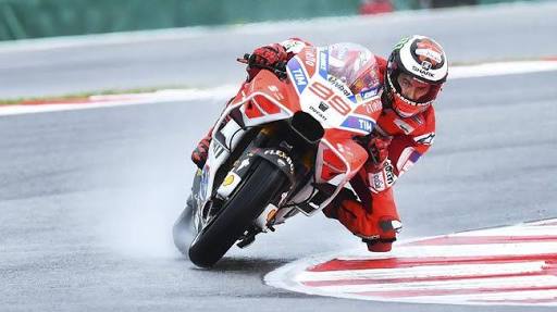 Pebalap Ducati, Jorge Lorenzo akui kekagumannya dengan Valentino Rossi. 