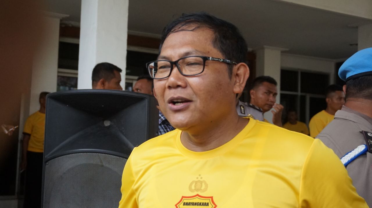 Manajer Bhayangkara FC, Sumardji mengatakan siap mensuplai pemainnya untuk membela Persebaya di Liga 1 2018. 