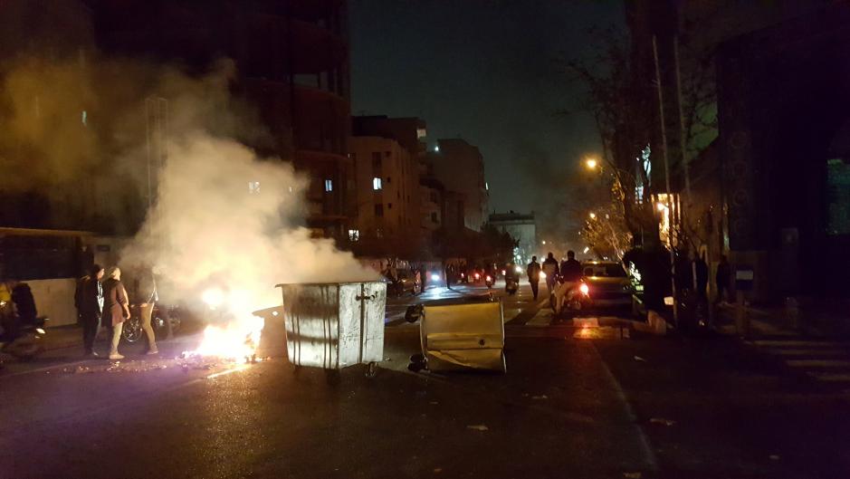 Aksi demontrasi Iran yang mulai Jumat malam 29 Desember 2017 lalu. (Foto: Google)