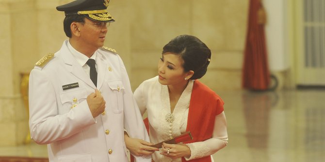 Basuki Tjahaja Purnama alias Ahok bersama istrinya Veronica Tan. (Foto : Antara)
