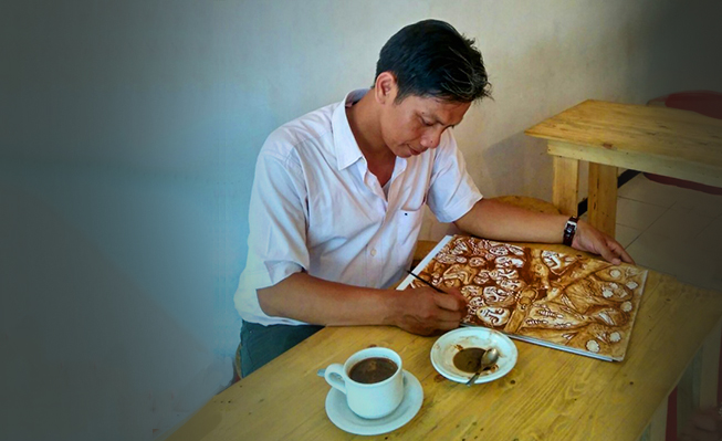 Sawir Wirastho kembali ke Habitat, menekuni lukis dari ampas kopi. foto:istimewa