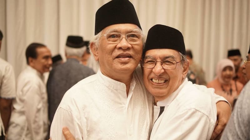 Prof M Quraish Shihab dan KH A Mustofa Bisri (Gus Mus). (foto: dok ngopibareng.id)