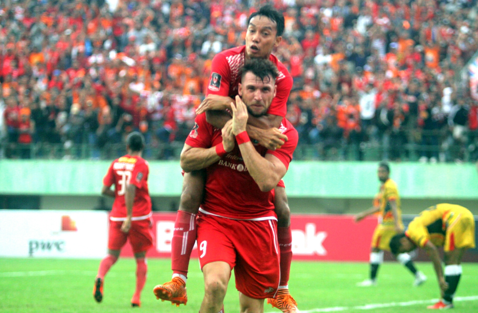Marko Simic mencetak dua gol dalam partai final Piala Presiden 2018. foto;ngopibareng.id/doc