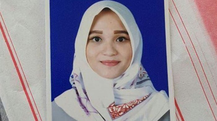 Seorang Perawat di RSUP dr Karyadi Semarang Yulia Putri Prihatingingsih. (Foto: Istimewa)