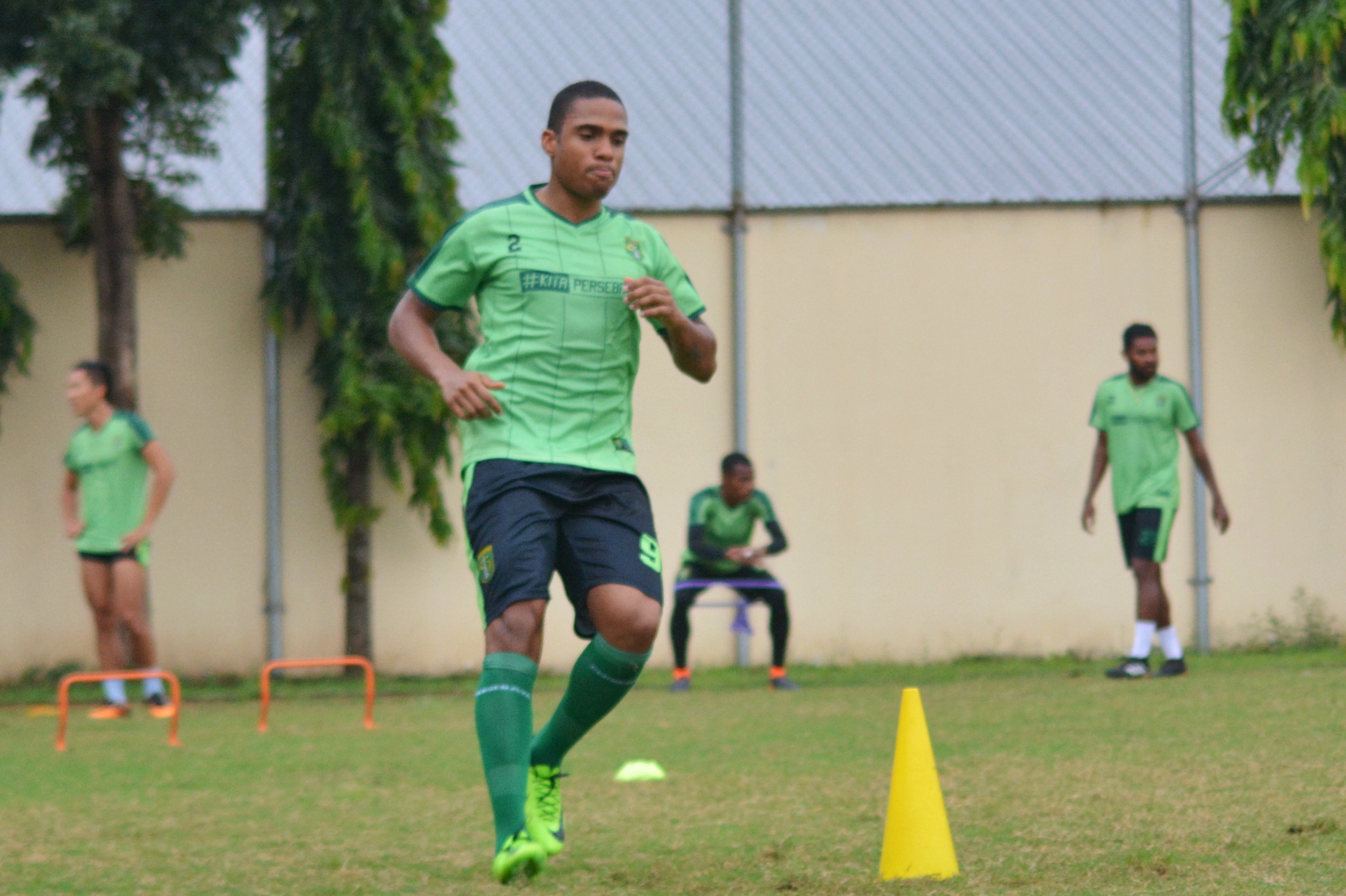 Pedro Henrique  pemain asing baru Persebaya, yaang saat ini masih menjalani seleksi. (foto: hrs/ngopibareng)