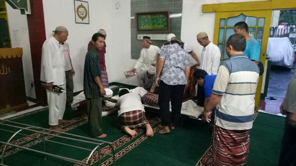 Muazin meninggal saat adzan Subuh di Cakung. (Foto: facebook)