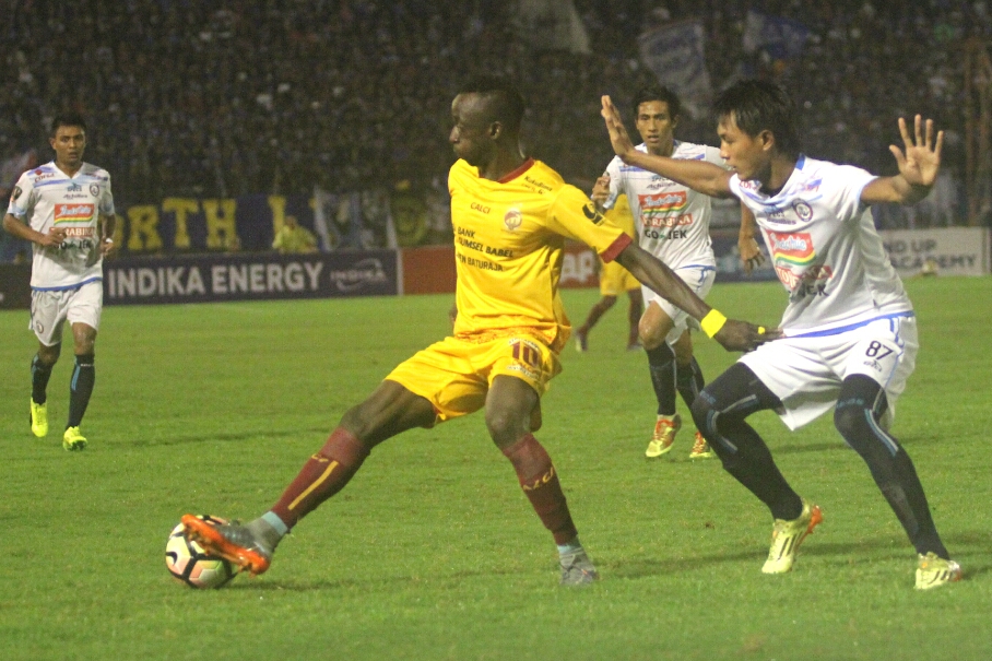 Andalan Sriwijaya FC, Makan Konate akan diistirahatkan dalam laga melawan Persebaya, malam nanti. Foto:Ngopibareng.id/tom