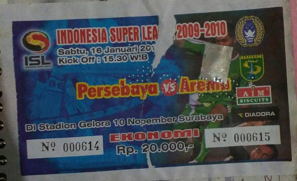 Tiket kenangan pertandingan Persebaya vs Arema delapan tahun lalu. foto: ist