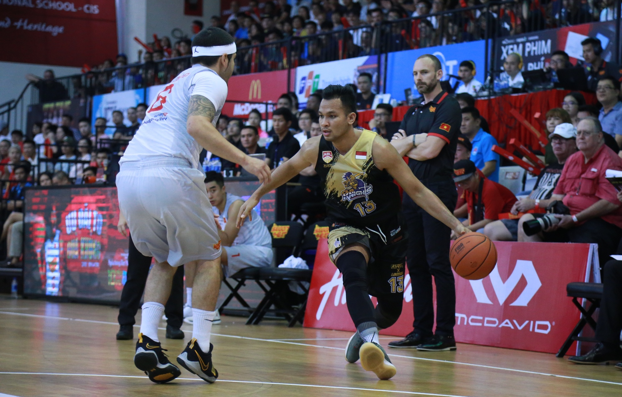 CLS Knights Indonesia untuk bisa lolos kebabak play-off ASEAN Basketball League (ABL) Musim 2017-2018.