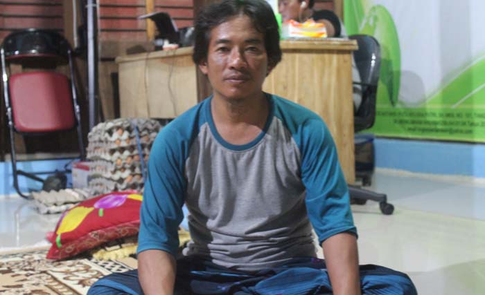 Saeful alias Abid, pengurus Yayasan Lingkar Perdamaian, pernah terlibat konflik di Ambon dan Poso. (foto:ngopibareng.id/bahari)