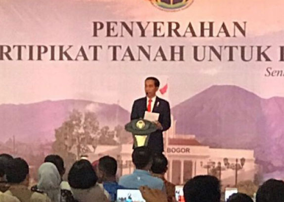 Presiden Joko Widodo akan membagi-bagikan sertifikat tanah untuk rakyat di halaman Sirkuit Sentul yang terletak di Kecamatan Babakan Madang, Kabupaten Bogor, Jawa Barat. Selasa, 6 Maret 2018.