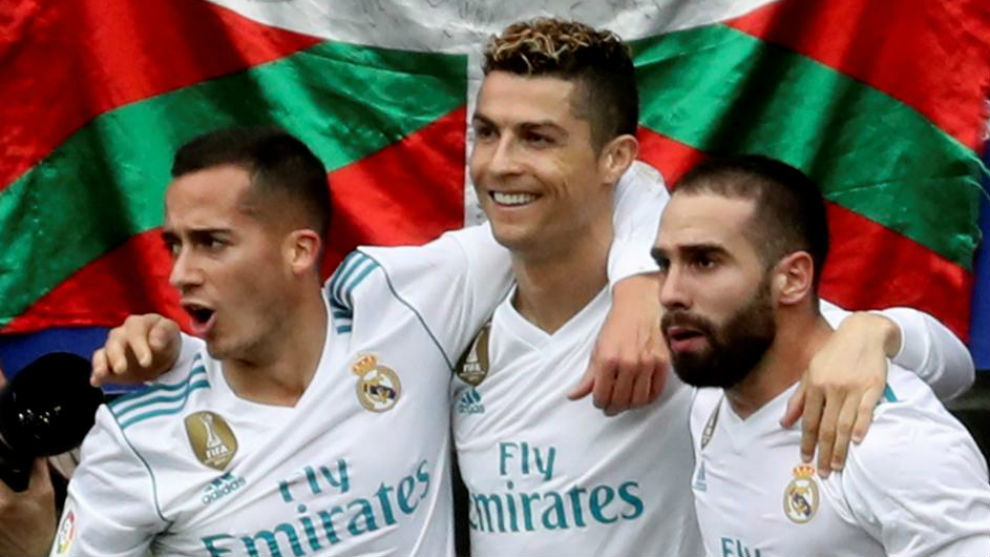Bintang Real Madrid usai mencetak gol ke gawang Eibar. foto;efe 