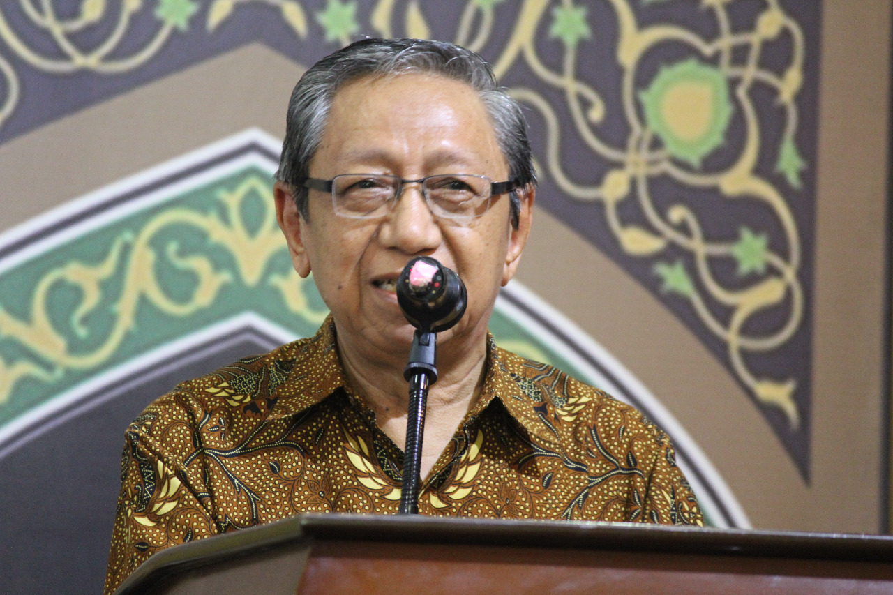 WASPADA: Bambang Widodo Umar, guru besar ilmu politik Universitas Indonesia (UI) Jakarta. (foto: ist)