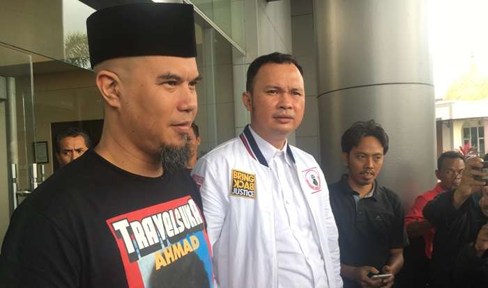 Ahmad Dhani ketika di Kejaksaan Negeri Jakarta Selatan, Senin, 12 Maret 2018.