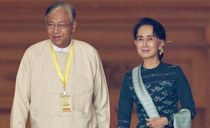 Presiden Myanmar U Htin Kyaw (kanan) dan Aung San Suu Kyi. (foto:npr)