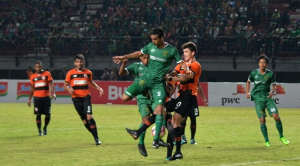 Persebaya saat hadapi Perseru Serui di Piala Presiden 2018. (foto: ngopibareng)