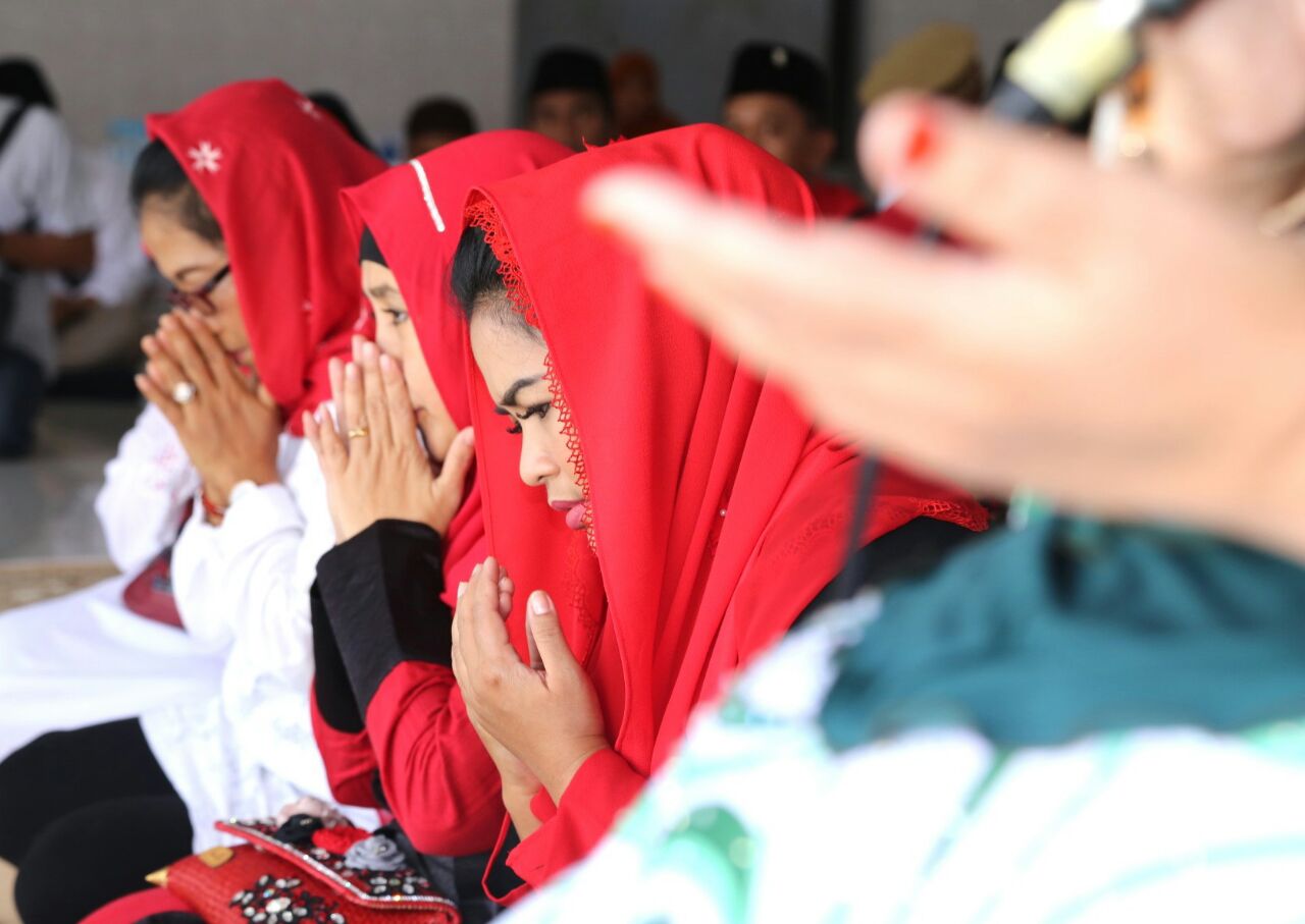  Puti Guntur Soekarno saat mengunjungi Pondok Pesantren Salafiyah Syafi’iyah Sukorejo Situbondo, Selasa, 27 Maret 2018. (foto: Istimewa)