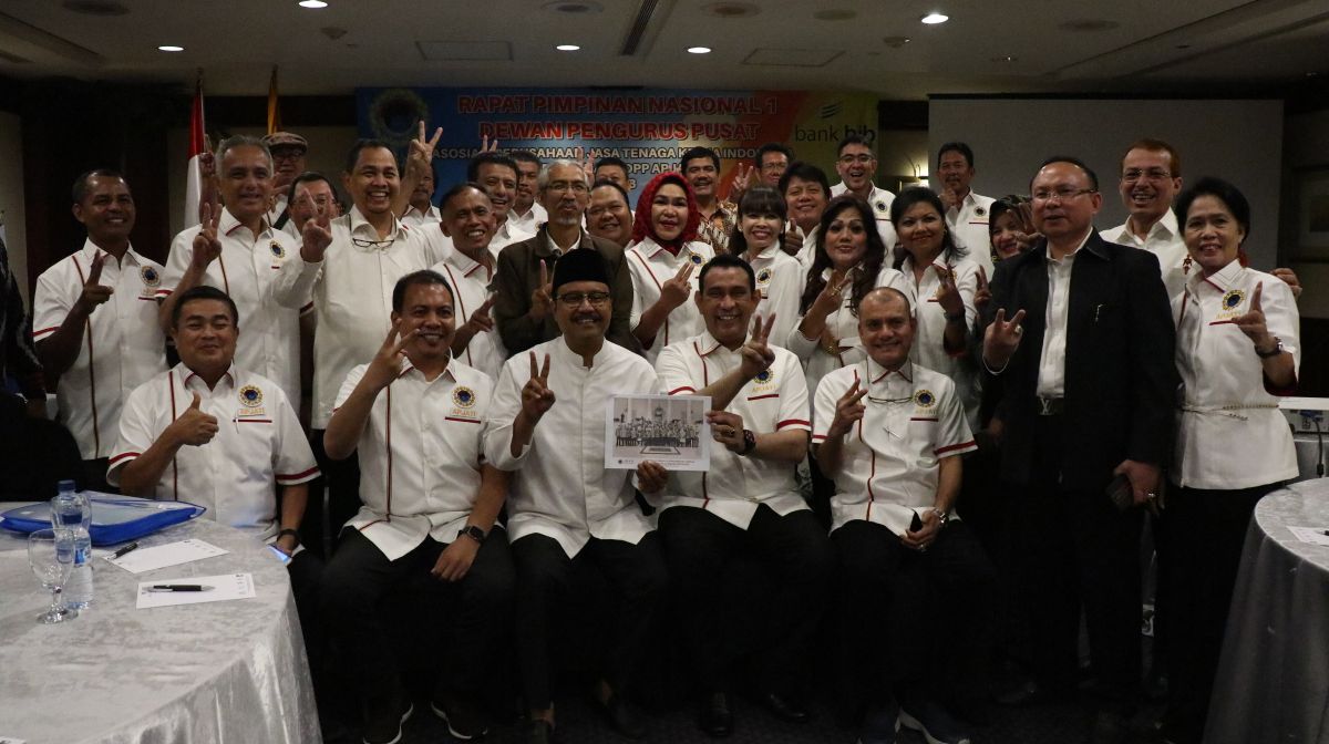 Gus Ipul ketika menghadiri Rapat Pimpinan Nasional DPP Asosiasi Perusahaan Jasa Tenaga Kerja Indonesia, di Surabaya, Rabu, 28 Maret 2018.