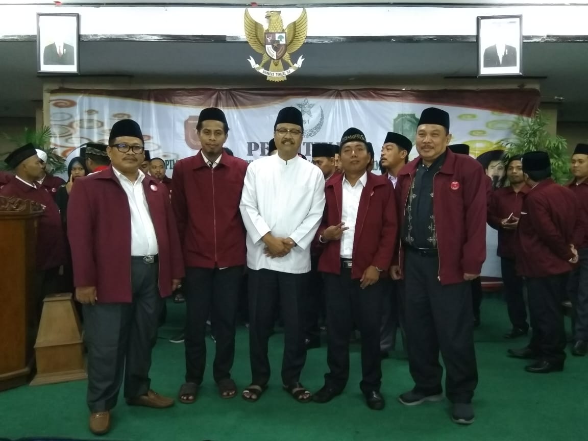  Pelantikan Pimpinan Wilayah, Pimpinan Cabang Pemuda Muslimin Indonesia dan Wanita Syarikat Islam Jawa Timur, yang berlangsung di Asrama Haji, Surabaya, Jumat, 30 Maret 2018, malam.