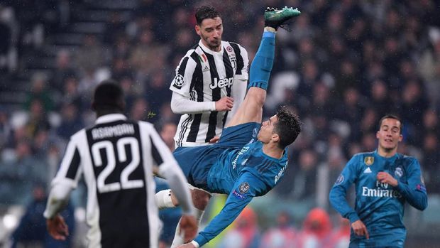 Cristiano Ronaldo yang berhasil mengantarkan Real Madrid mengalahkan Juventus 3-0 dengan tendangan 