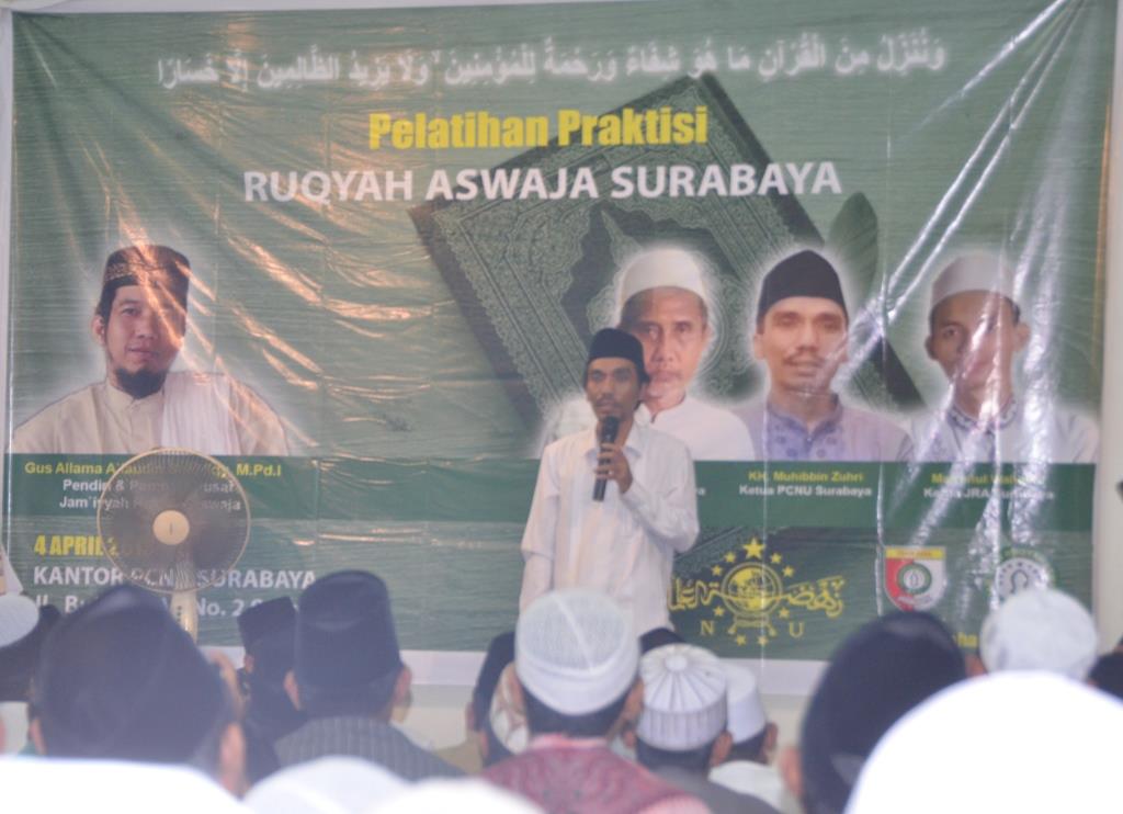 Ketua PCNU Surabaya Muhibbin Zuhri saat memberikan sambutan