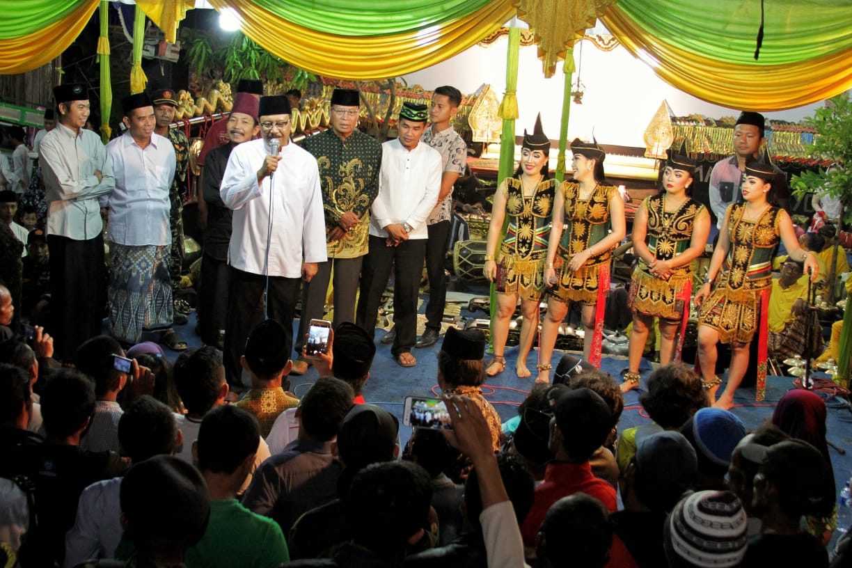 Gus Ipul hadir menghadiri acara Haul Almarhum Mbah Sayyid Marjuki, di Mojokerto. (Foto: Istimewa)