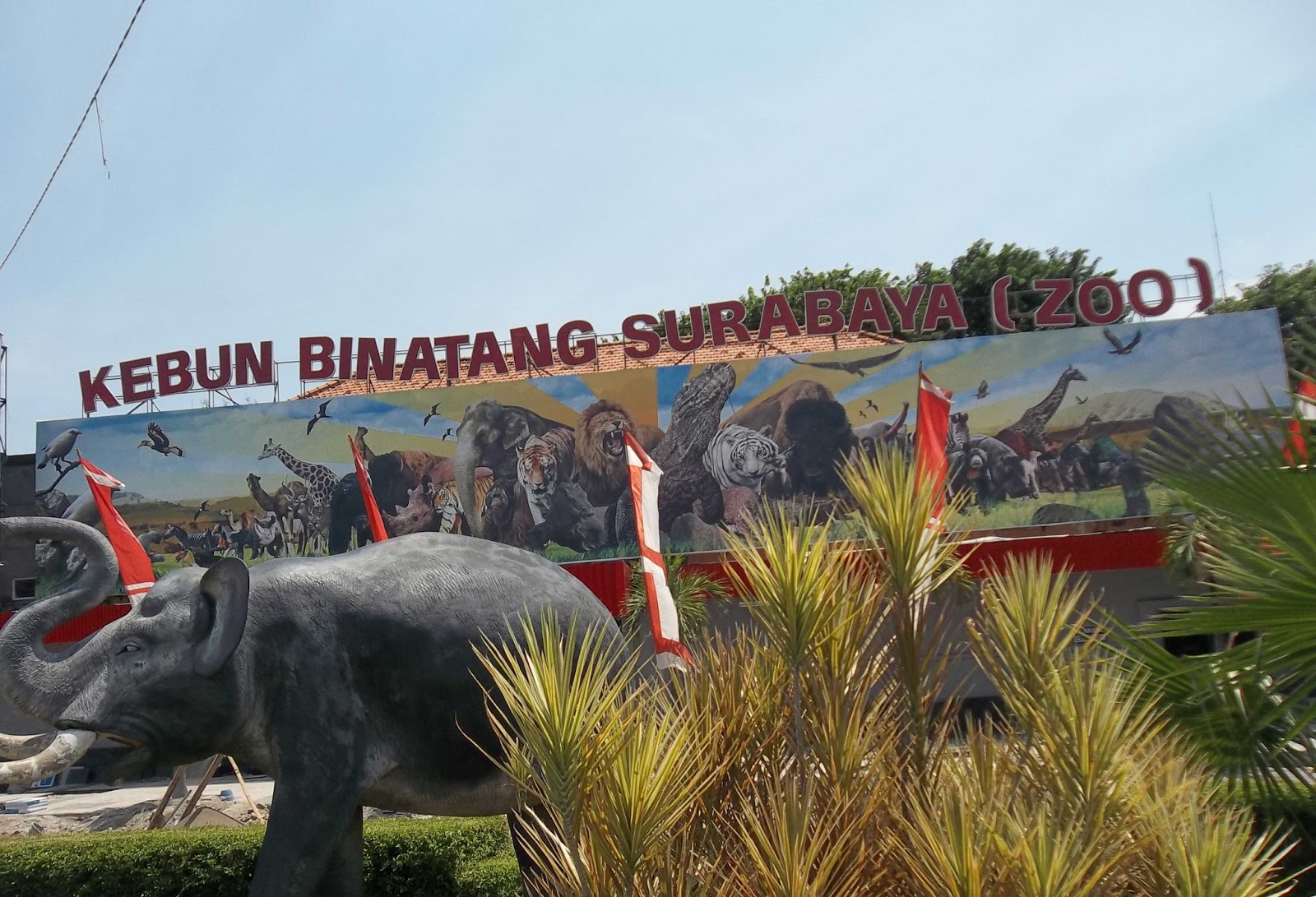 Ilustrasi Kebun Binatang Surabaya. (Foto:wisatatiga.com)