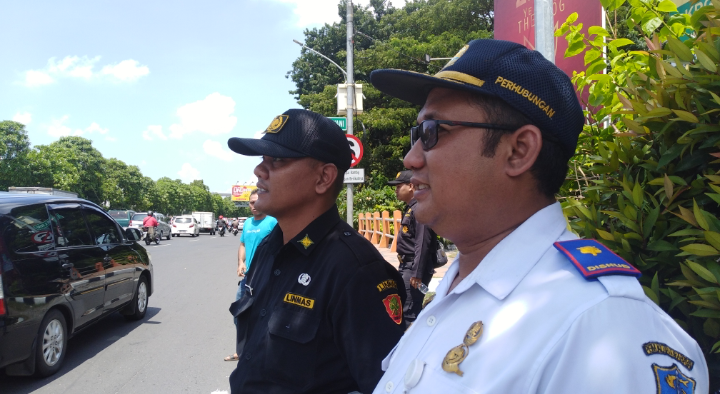 Kepala Bagian rekayasa Lalu Lintas, Dishub Surabaya, Joko Supriyanto, saat ditemui di lokasi, Rabu, 18 April 2018. (Foto: frd/ngopibareng.id)