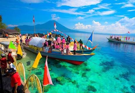 Teluk Jailolo, Halmahera, Maluku Utara. foto:dispar malut